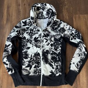 Lululemon Athletica scuba Black and White floral Patterned Hoodie